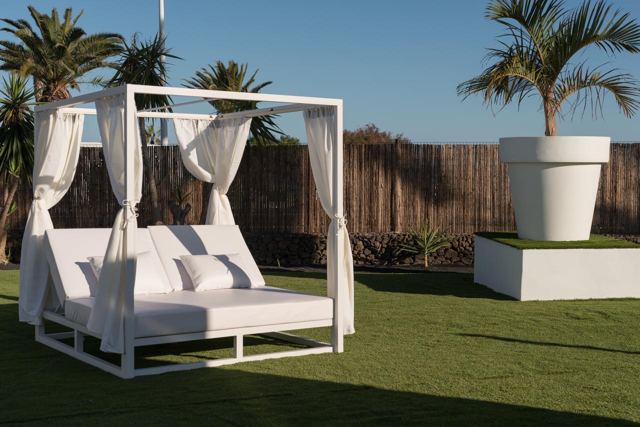 Villas Lanzasuites Playa Blanca  Esterno foto